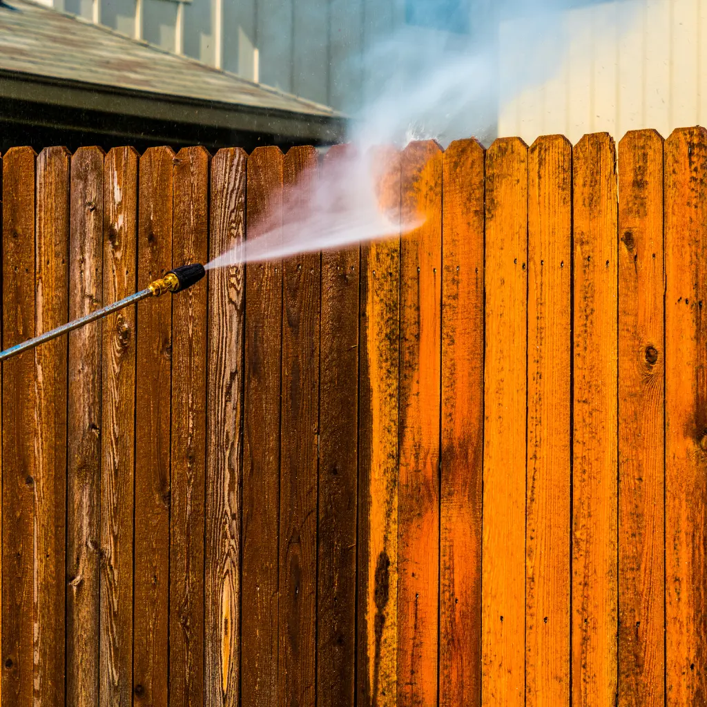 Fence Cleaning That Makes a Difference in Santa Clarita